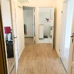 アパート Ausgestattete, Moderne 2 Wohnung, Smart Tv, Wlan, Familienfreundlich