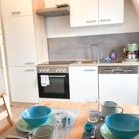 Ausgestattete, Moderne 2 Wohnung, Smart Tv, Wlan, Familienfreundlich Apartment *